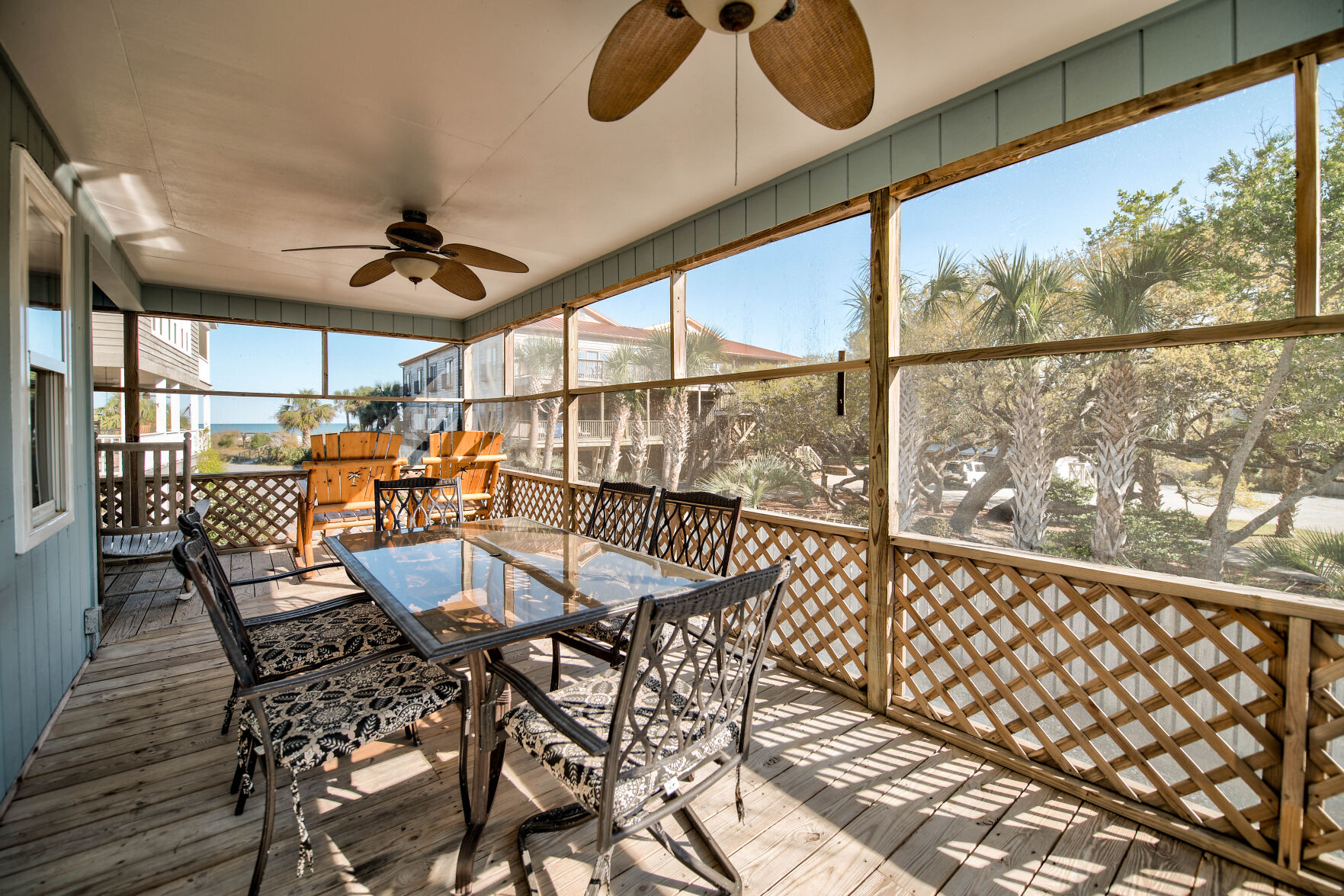 300 D Myrtle Avenue Porch